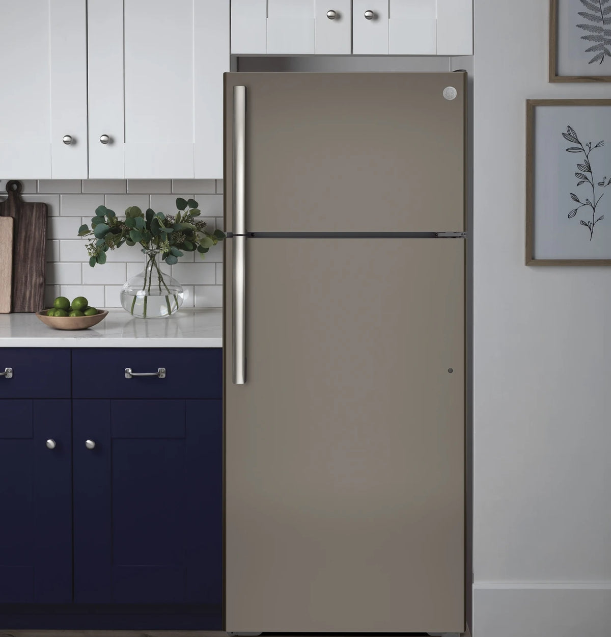GE GTE18GMNRES 28" ENERGY STAR® 17.5 Cu. Ft. Top-Freezer Refrigerator