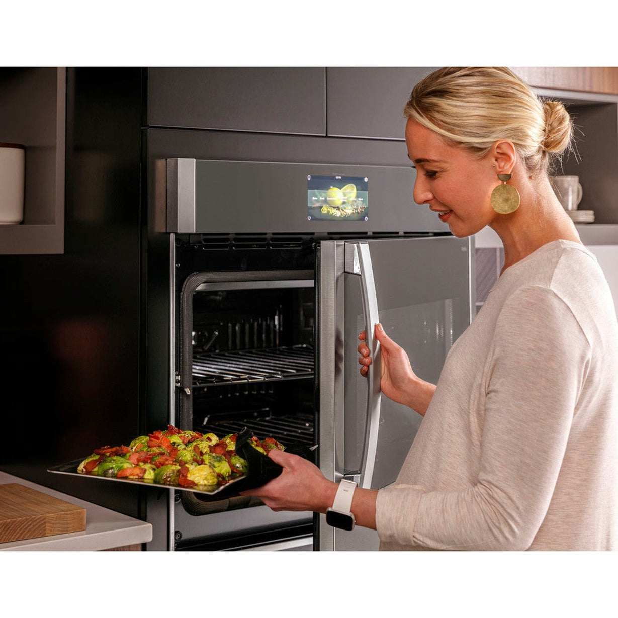 GE Profile PTS700RSNSS 30" 5.0 Cu. Ft. Smart Built-In Convection Single Wall Oven with Right-Hand Side-Swing Door
