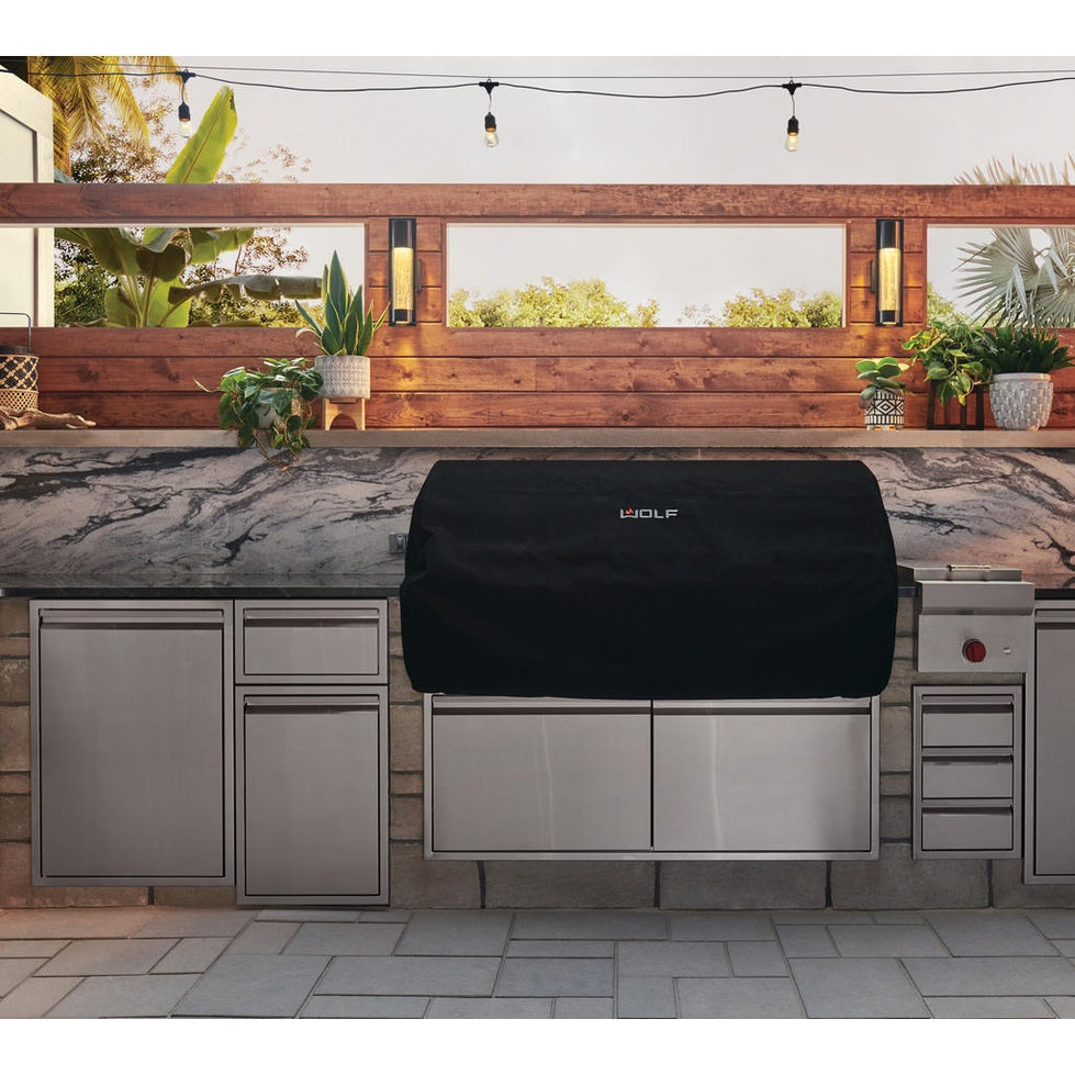 Outdoor Kitchen Storage and Carts
