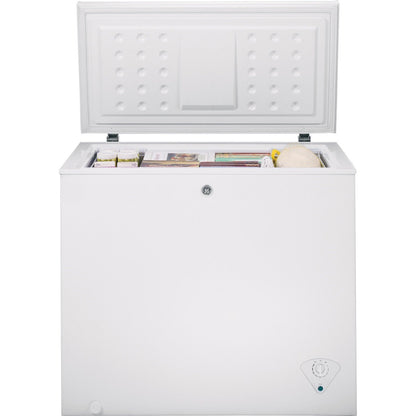 GE FCM7STWW 7.0 Cu. Ft. Manual Defrost Chest Freezer – White