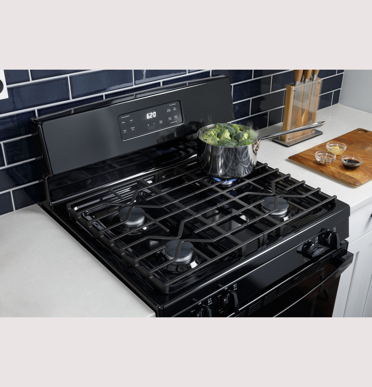 GE JGBS61RPSS 30" Free-Standing Gas Range – Stainless Steel