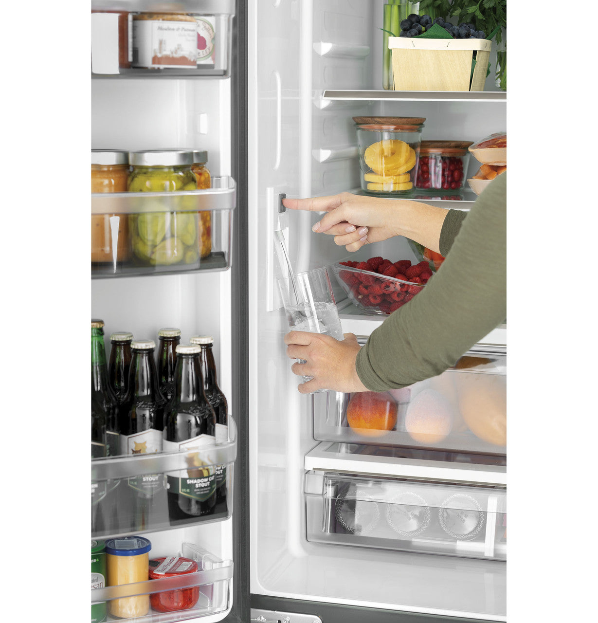 Café CWE19SP2NS1 18.6 Cu. Ft. Smart Counter-Depth French-Door Refrigerator