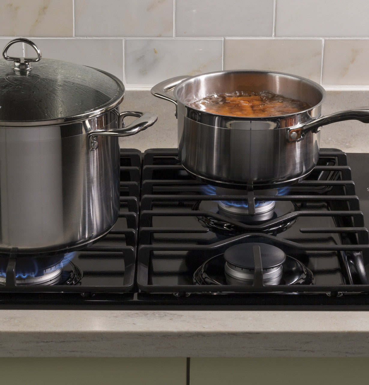 GE JGP3030DLBB 30" Built-In Gas Cooktop – Black