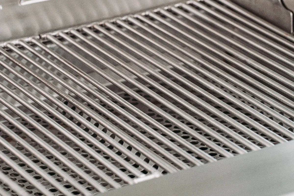 American Cooking Equipment THREE ONE SIX 316L 32" Marine-Grade 6-Burner Built-In Grill