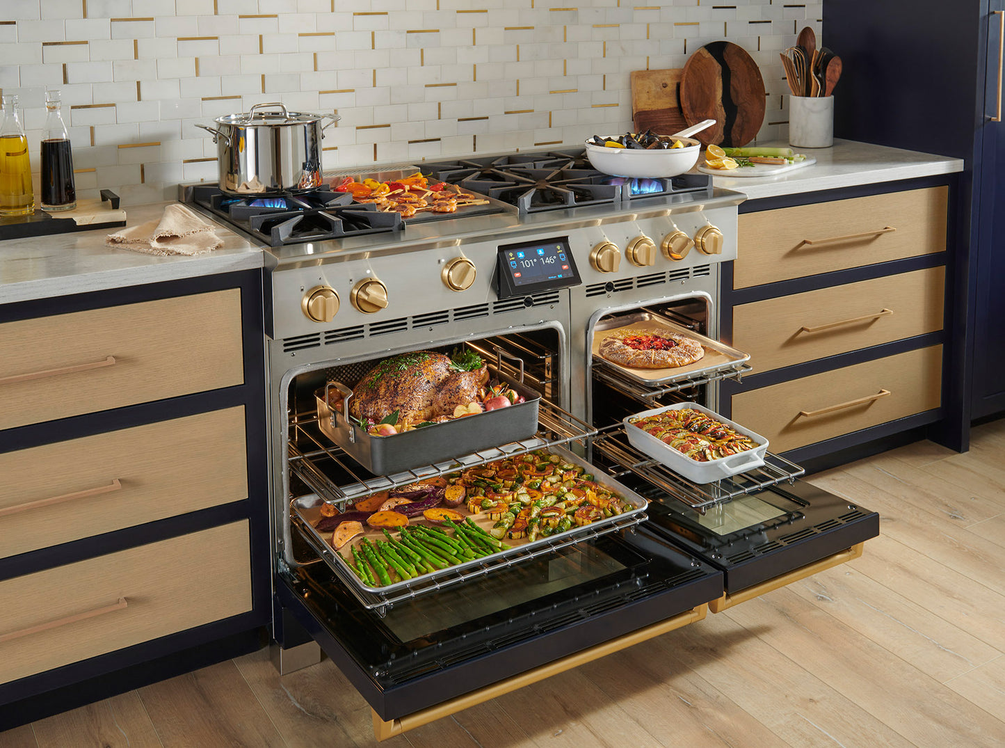 BlueStar BSDF488B 48" Dual Fuel Range