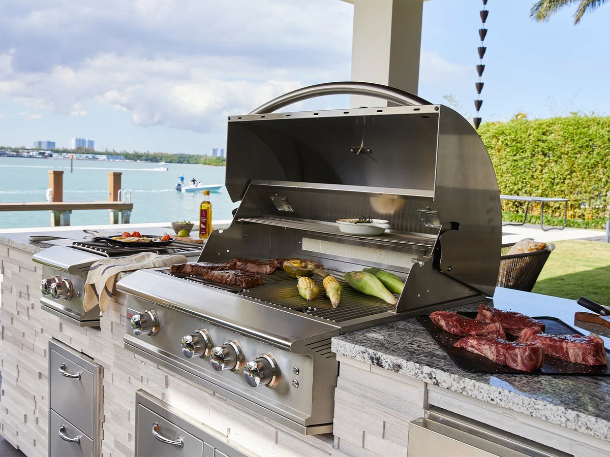 Blaze BLZ-3PRO 34" Professional LUX 3-Burner Built-In Gas Grill