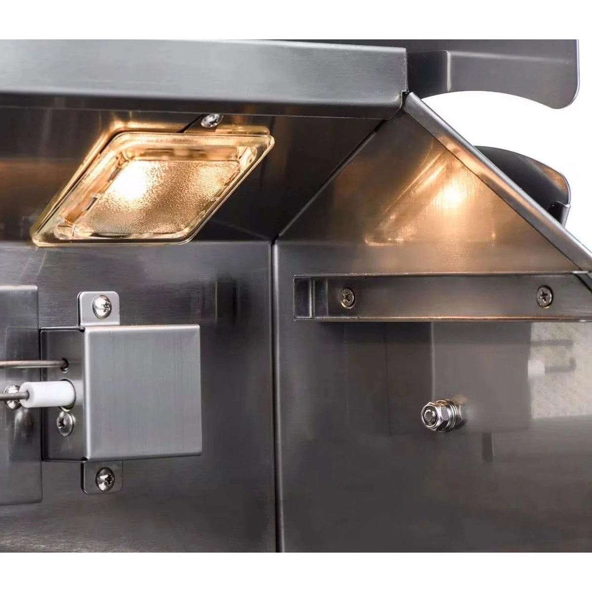 Blaze BLZ-5LTE3 40" Premium LTE+ 5-Burner Built-In Gas Grill
