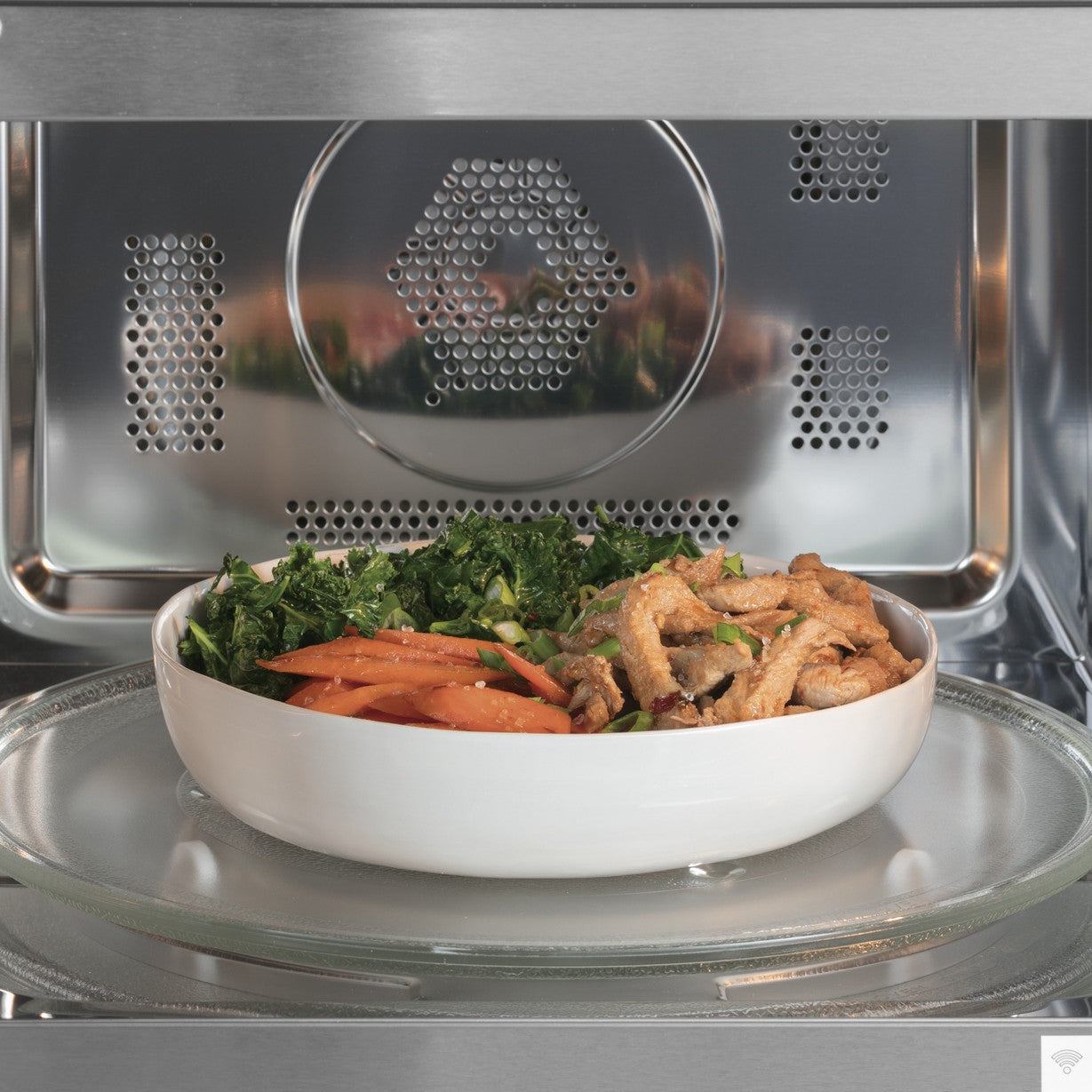 Cafe CCWK15C1WDS 1.5 Cu. Ft. Smart Countertop Convection/Microwave Oven