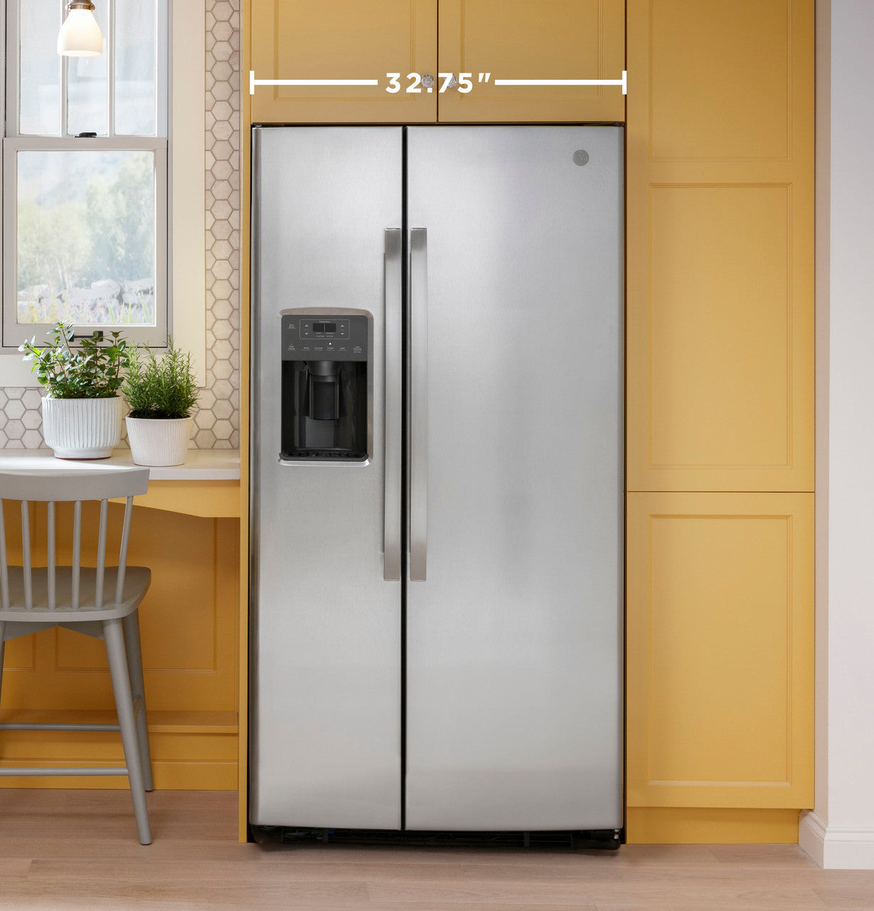 GE GSS23GYPFS 33" Side-by-Side Refrigerator with External Dispenser - Stainless Steel