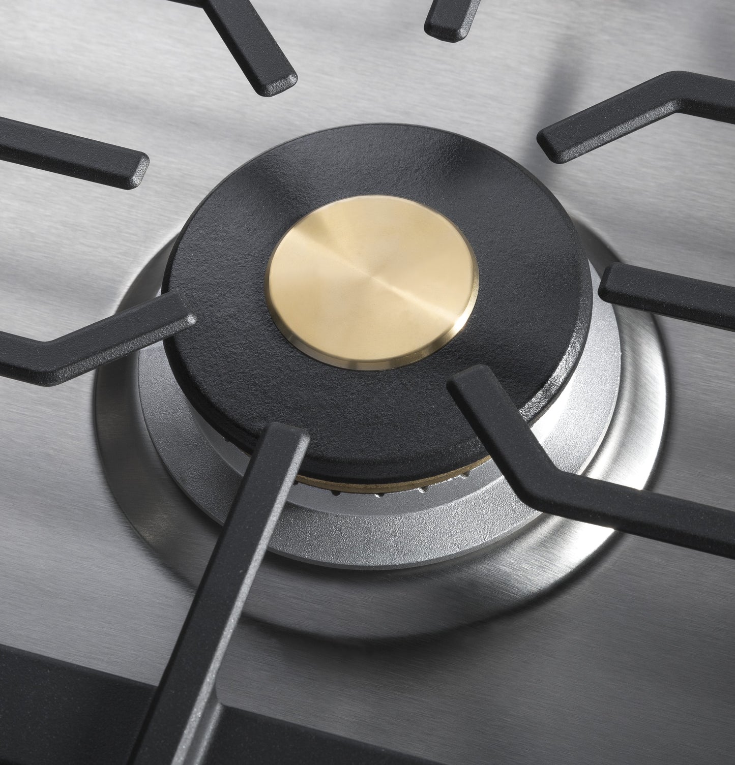Monogram ZGU36ESLSS 36" Gas Cooktop with 5 Burners & Tri-Ring Burner - Stainless Steel