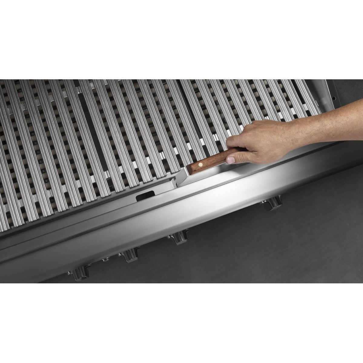 DCS BE1-36RCI 36" Series 9 Built-In Gas Grill with Rotisserie & Infrared Sear Burner
