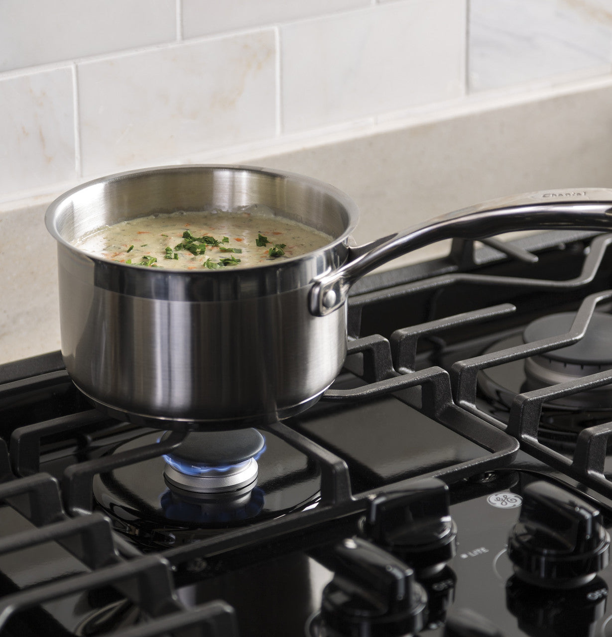 GE JGP3036DLBB 36" Built-In Gas Cooktop – Black