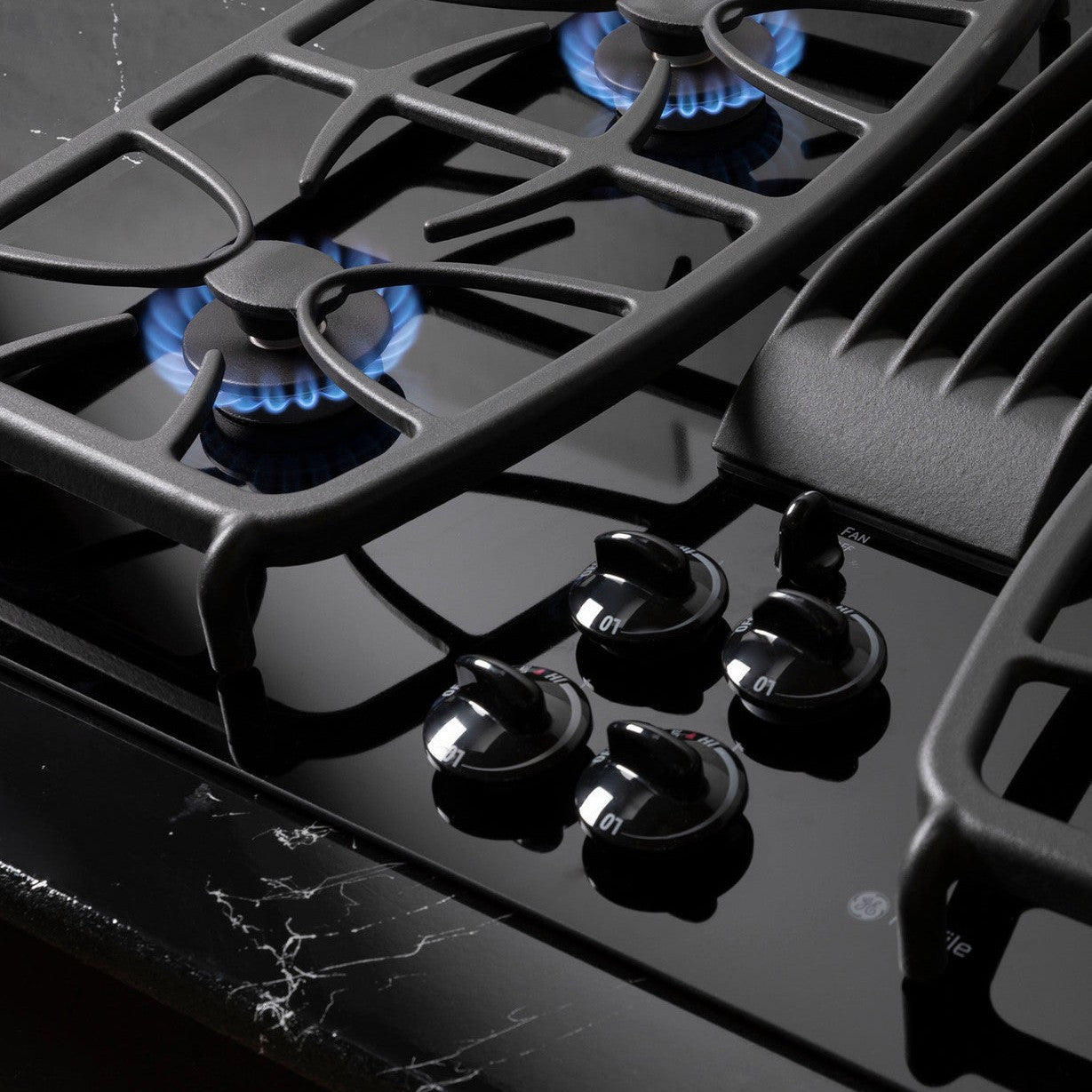 GE Profile PGP9830DRBB 30" Built-In Gas Downdraft Cooktop