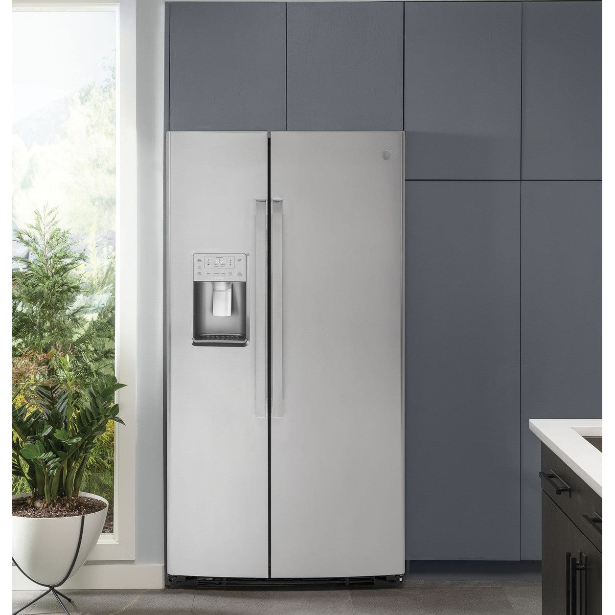 GE Profile PSE25KYHFS 36" 25.3 Cu. Ft. Side-by-Side Refrigerator