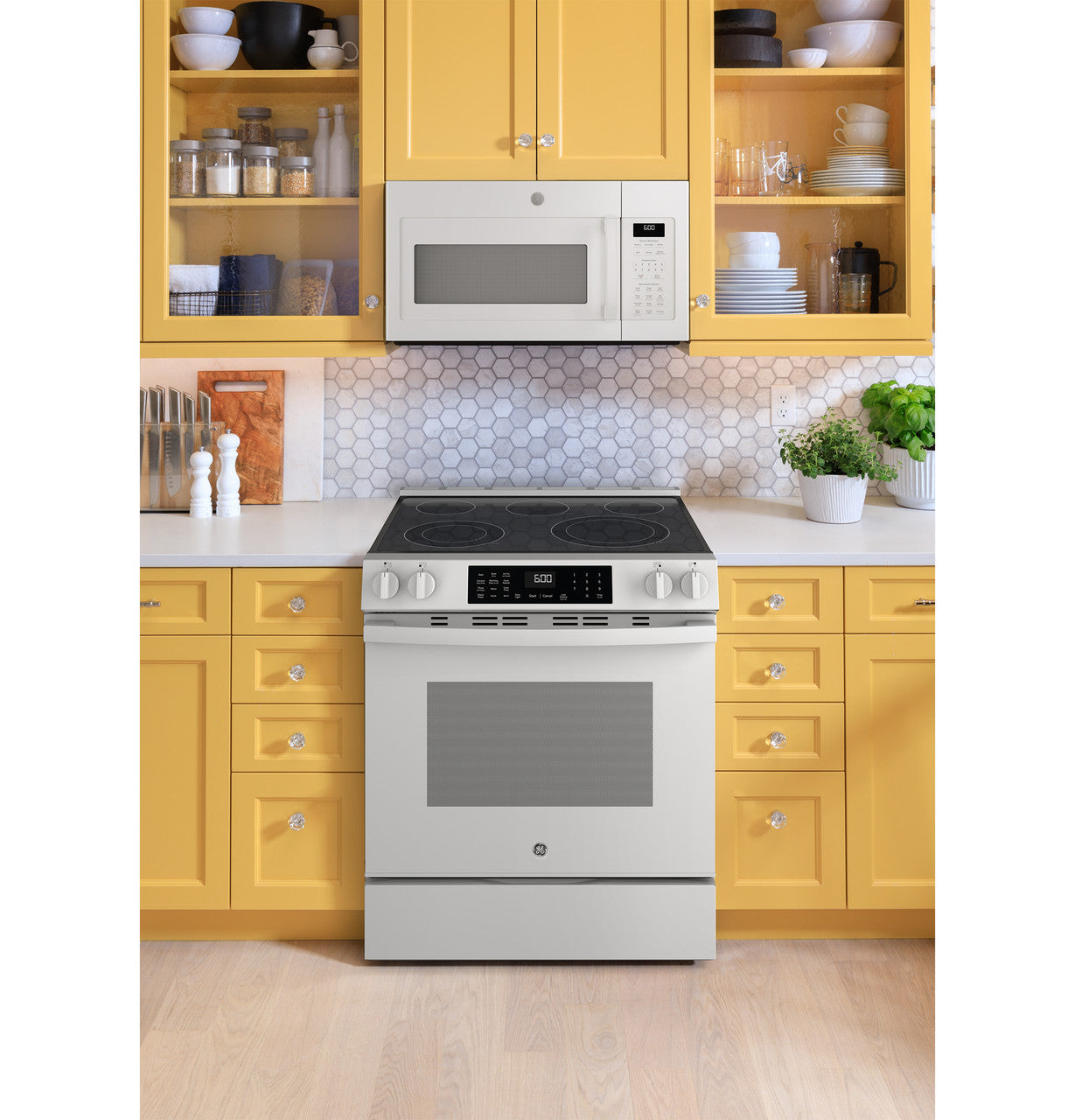GE GRS600AVWW 30" Slide-In Electric Convection Range with No Preheat Air Fry - White