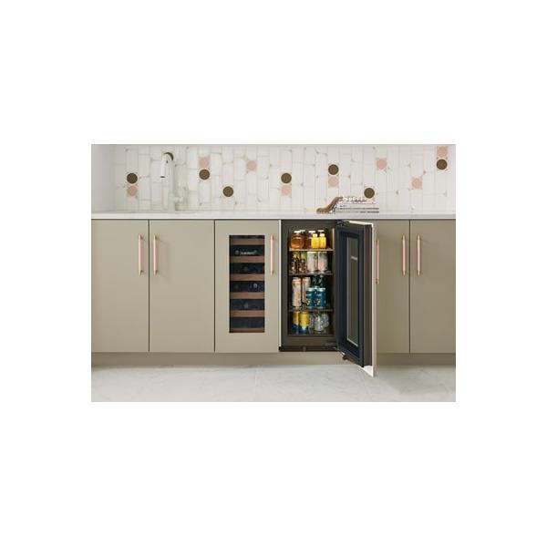 Sub Zero DEU1550B – 15" Undercounter Beverage Center Solid Door