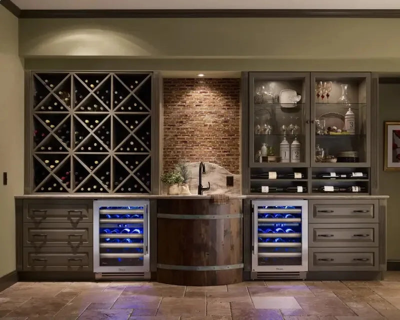 True TWC-24DZ-R-SG-C 24" Dual Zone Wine Cabinet – Stainless Steel Glass
